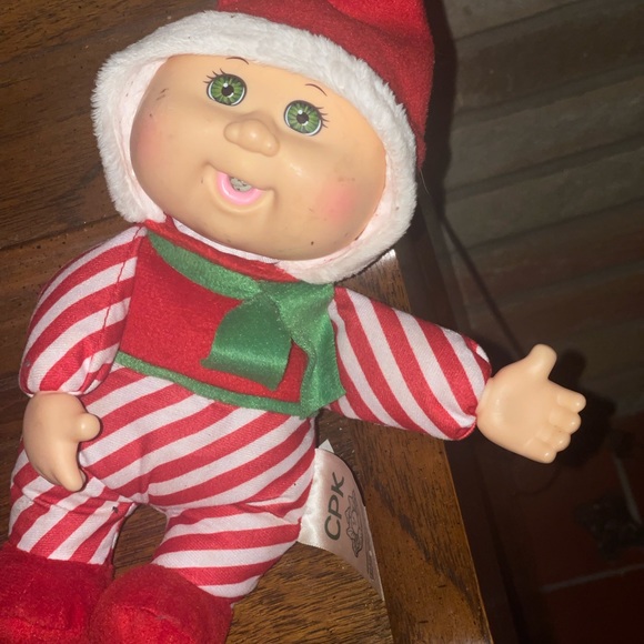 Cabbage, patch kid, Christmas, Santa/elf - Picture 7 of 11